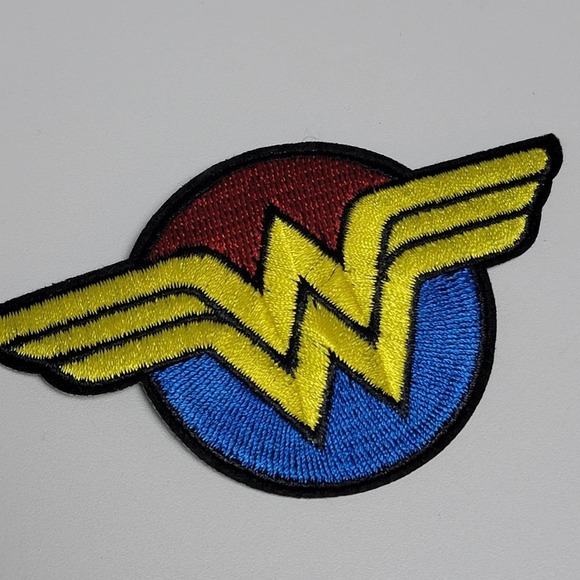 VTG Iron On Patch Wonder Woman, 4" - Picture 2 of 7